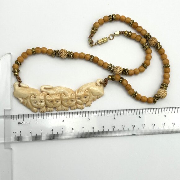 Artisan Carved Cat Pendant Beaded Necklace - Picture 10 of 13